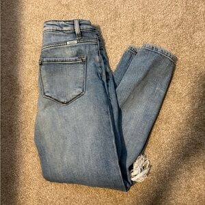 Kancan Slim Taper Jeans